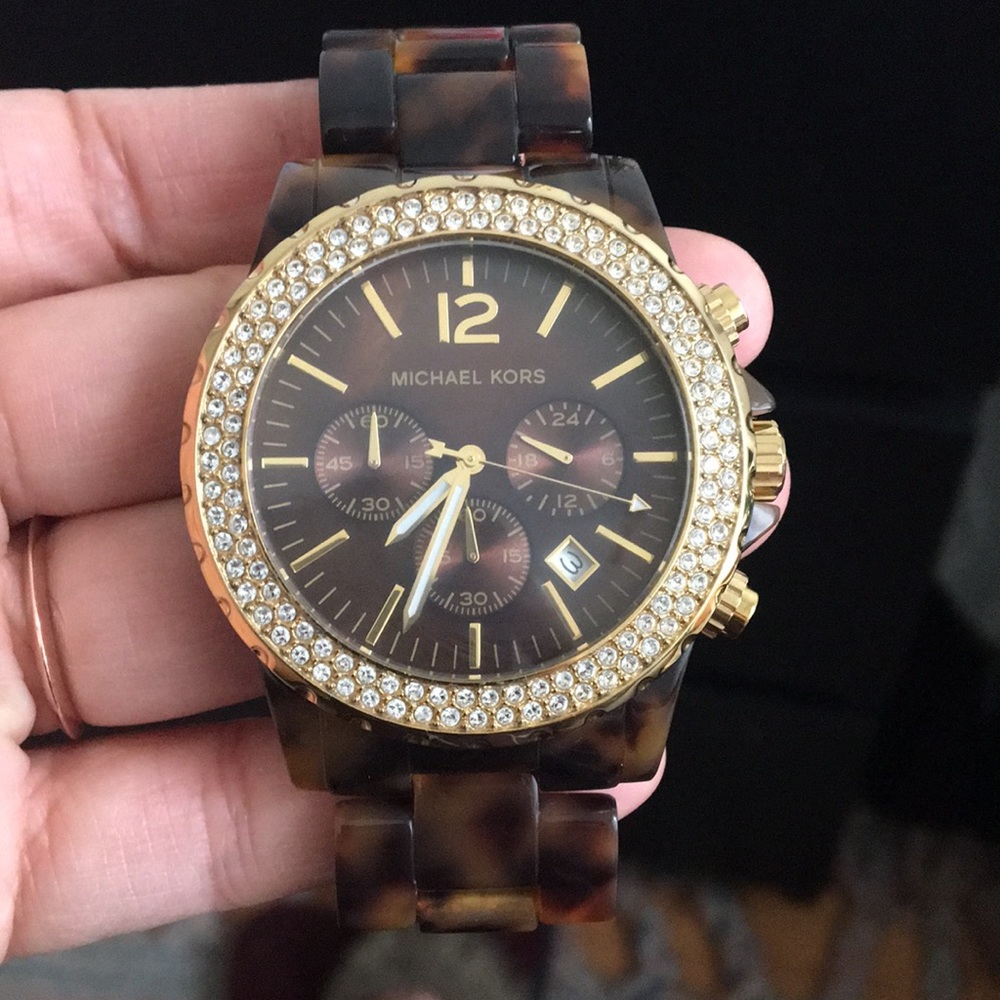 Michael Kors 5557 Tortoise Resin Gold Pave Watch